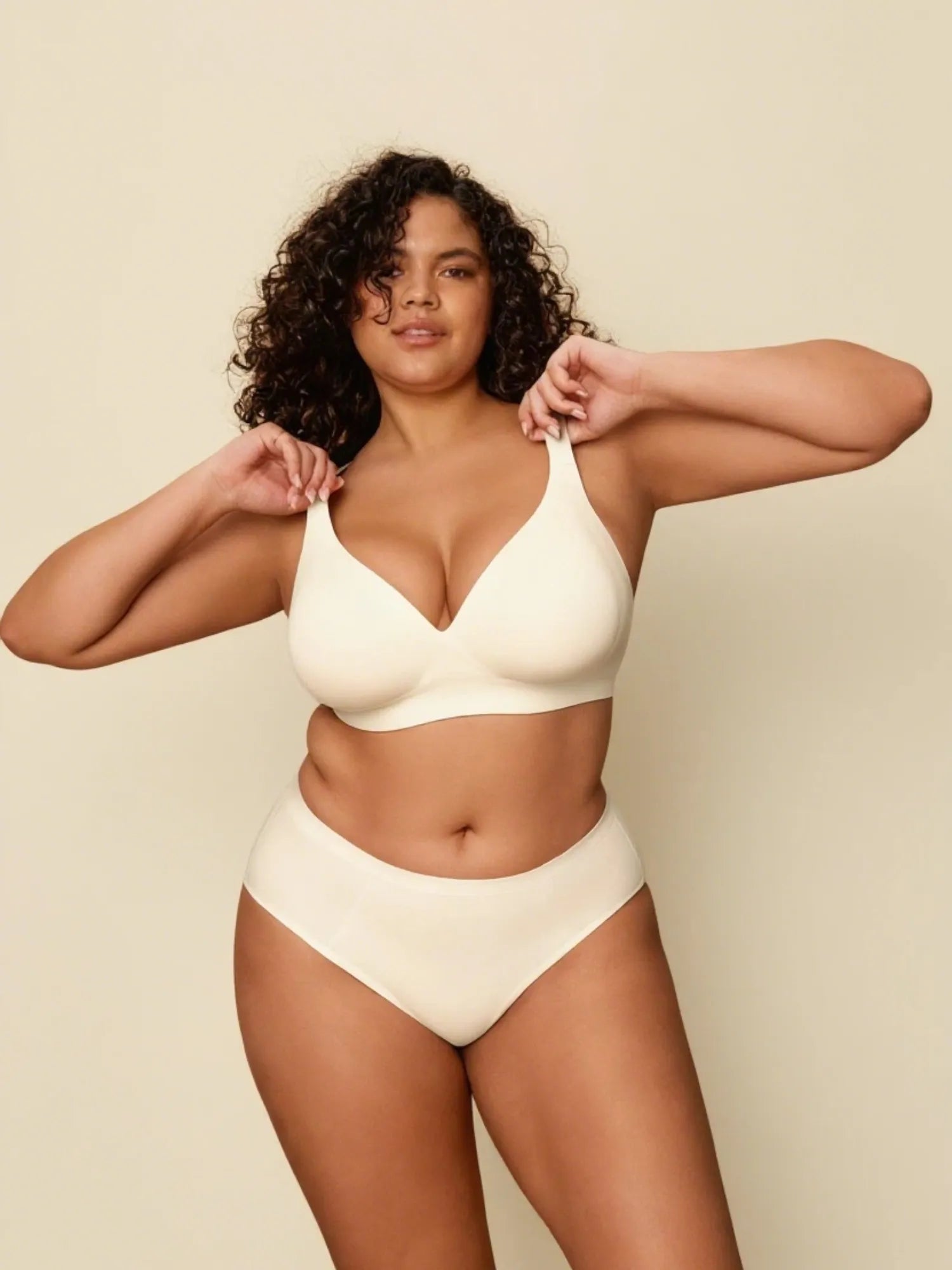 Why FeelBares Bras Feel So Good: The Secret Behind Our Stretch Fabric